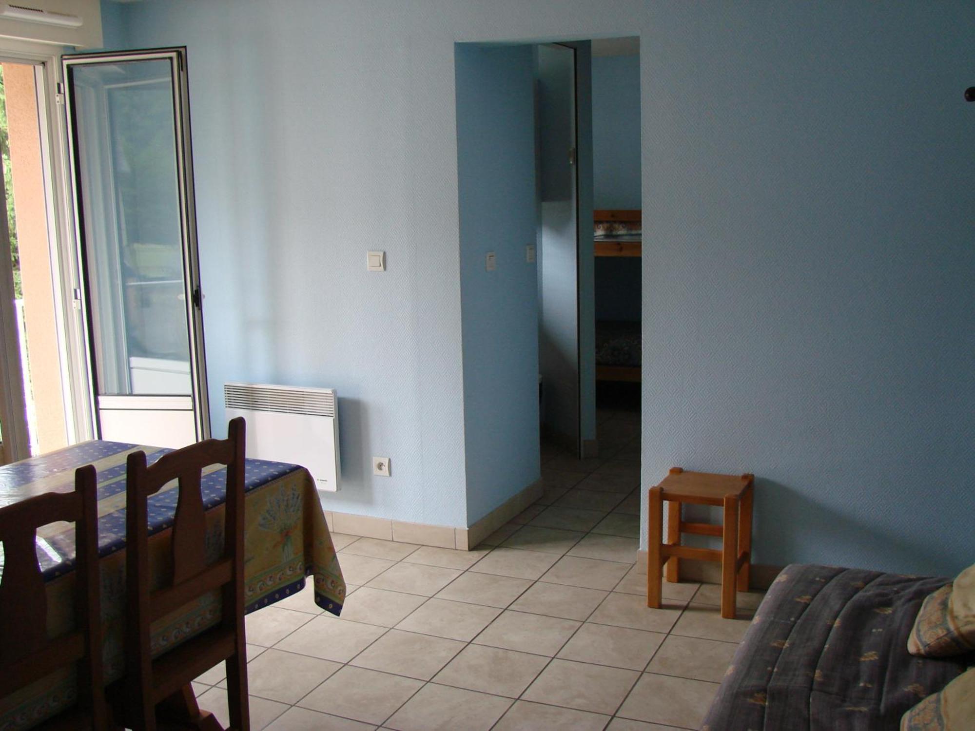 Arbizonloc Apartment Guchen Bilik gambar