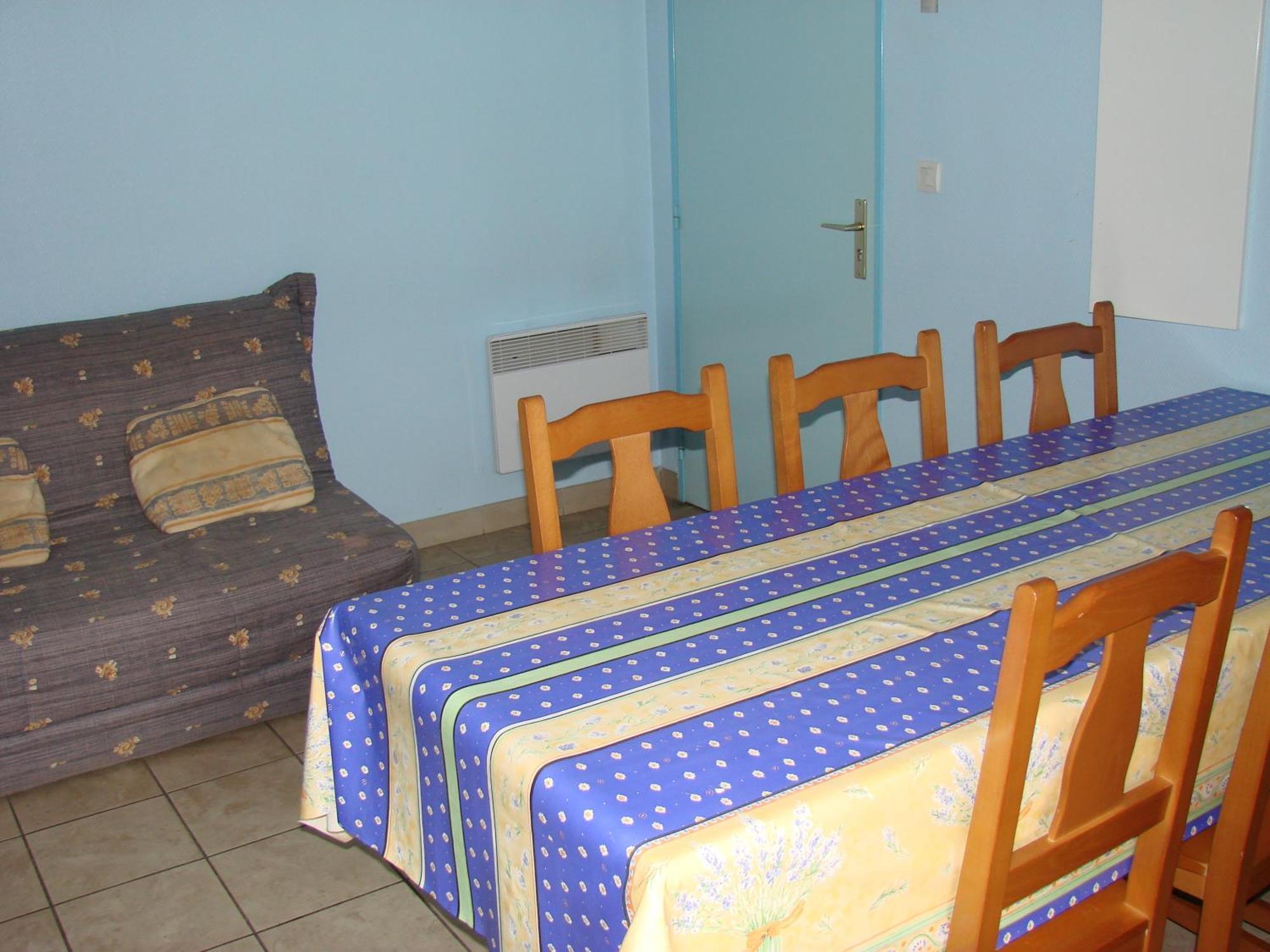 Arbizonloc Apartment Guchen Bilik gambar