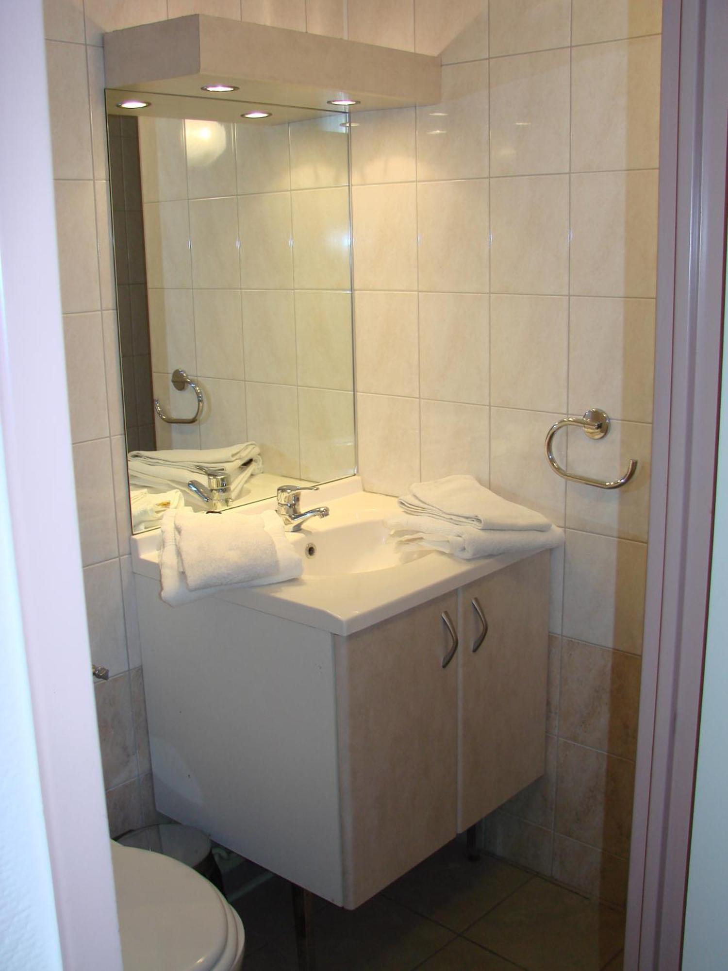 Arbizonloc Apartment Guchen Bilik gambar