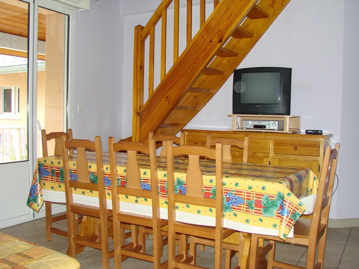 Arbizonloc Apartment Guchen Bilik gambar