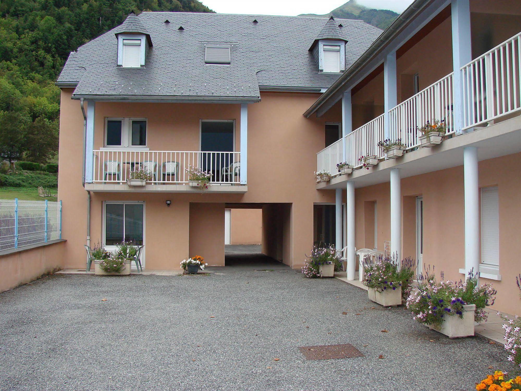 Arbizonloc Apartment Guchen Luaran gambar